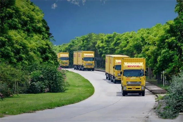 海运空运均受限，东南亚地区跨境公路货运需求激增-丰年国际物流